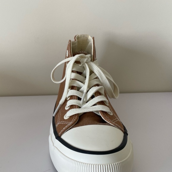 Cotton on- Retro High Tops (converse inspired) - Picture 6 of 7